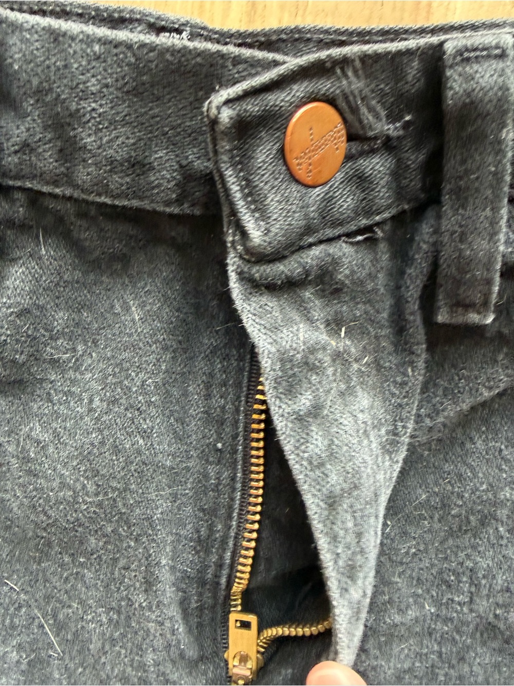 Vintage Wrangler Black Jeans with Tan Leather Patch and Copper Rivets - Picture 5 of 6